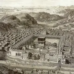 En historisk gravyr av Mecka med Kaba i centrum, omgiven av byggnader och berg. En folkmassa samlas, kanske under ledning av Abd al-Muttalib.