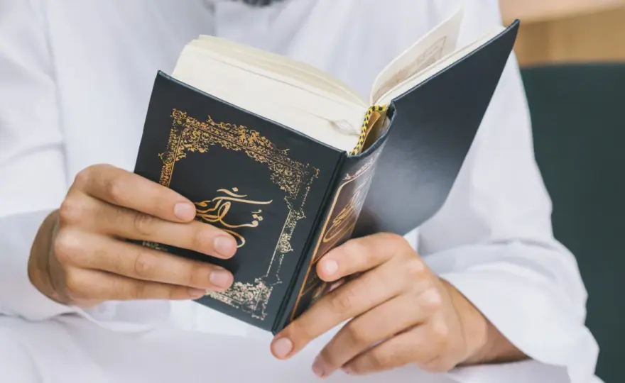 Är det haram att raka skägget? Islamiska svar & undantag