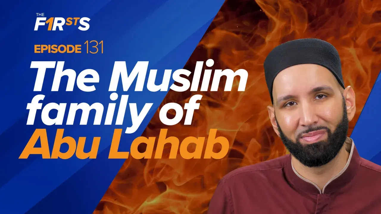 Avsnitt 131 av "The Firsts" handlar om den muslimska familjen till Abu Lahab, med en man i en kufi och röd skjorta.